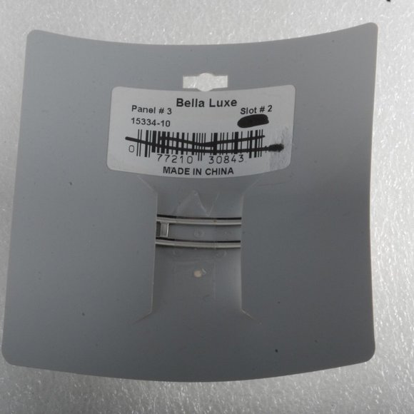 Bella Luxe Pearlized Plastic Hair Barrette Rectangle Rhinestone New on Card - Picture 2 of 4